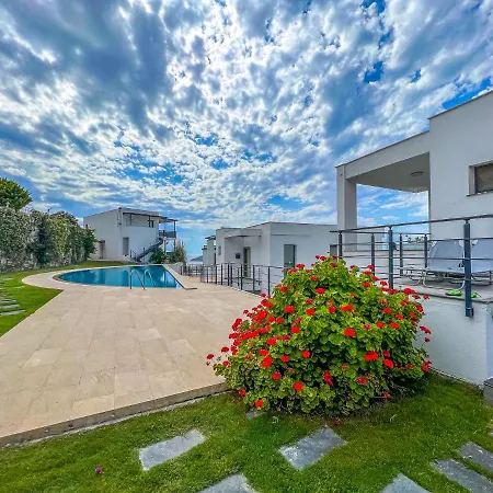 Specialy Designed, 3 Bedroom With Shared Pool * بودروم